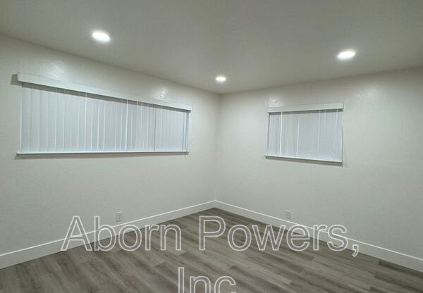 4445 5 RIVERSIDE