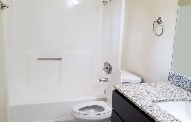 3 beds, 2 baths, 1,000 sqft, $2,475, Unit 9648-01