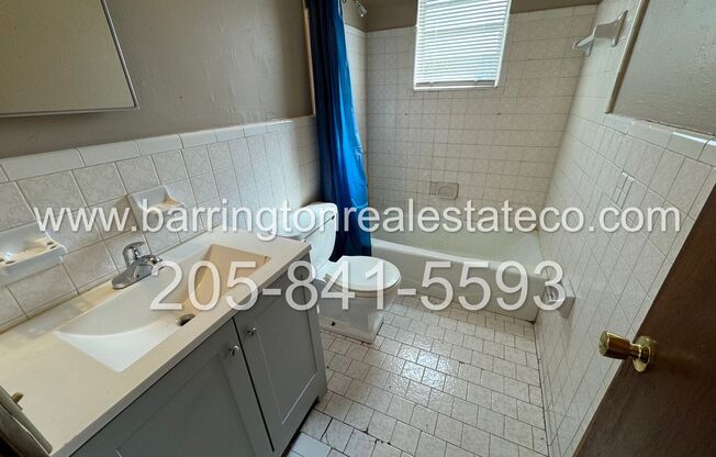 2 beds, 1 bath, 758 sqft, $585, Unit Apt C