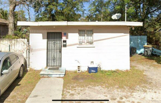 1409 E 24 ST
