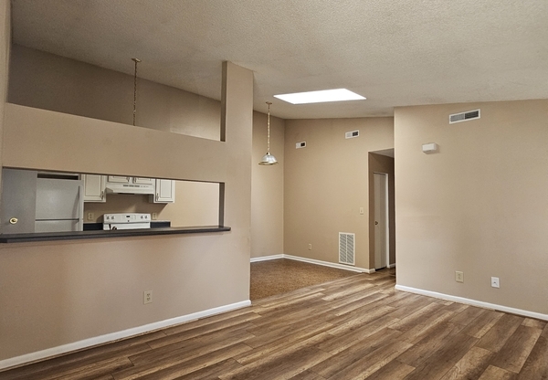 403 RESORT CT