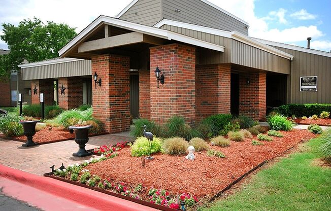 Studio, 1 bath, 500 sqft, $759, Unit 1305
