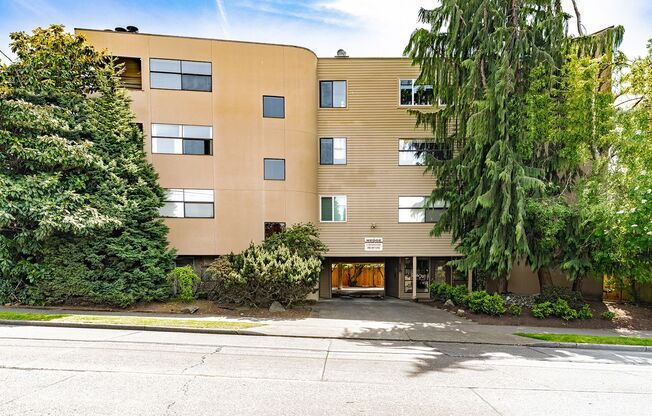 Wedge Apartments