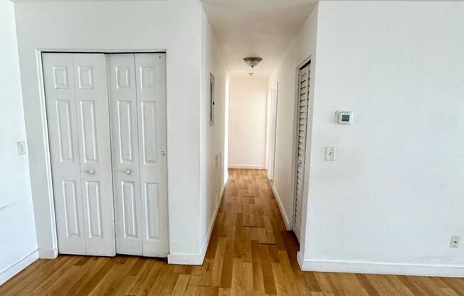 4 beds, 2 baths, 1,407 sqft, $2,575, Unit 088