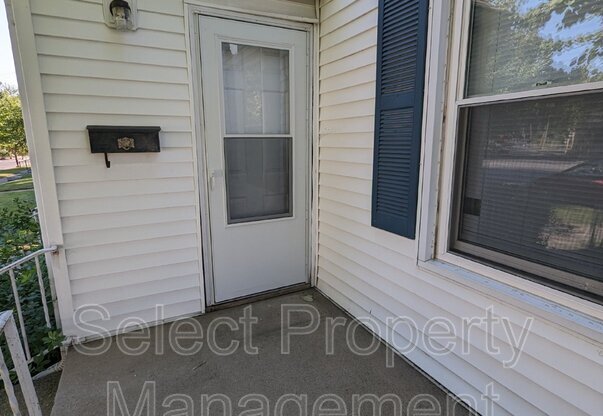 1226 ELMWOOD AVE