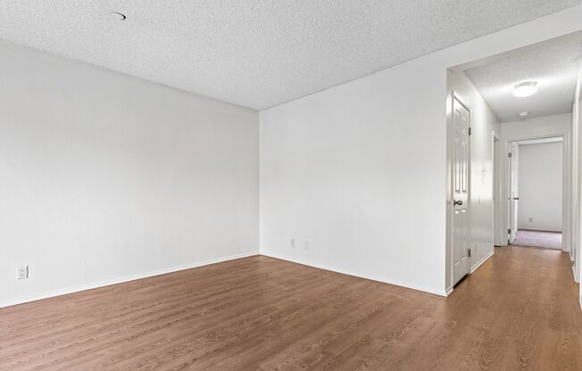 2 beds, 2 baths, 1,008 sqft, $2,600
