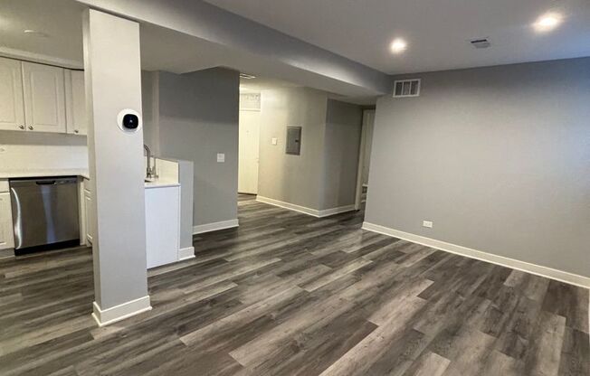 2 beds, 1 bath, 719 sqft, $2,645, Unit 835-GA