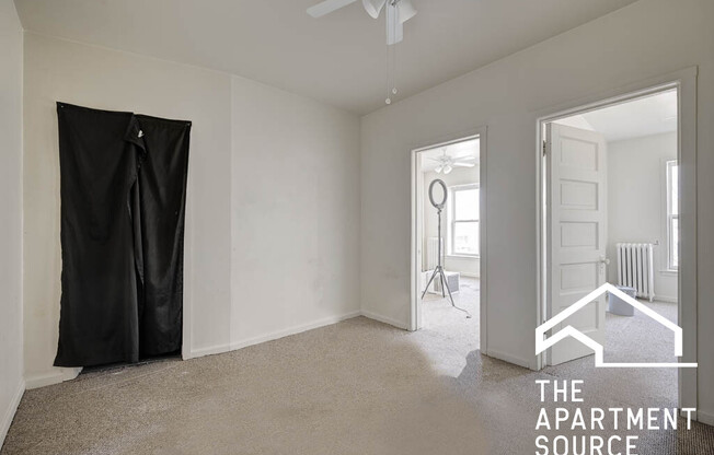 3957 W. Irving Park