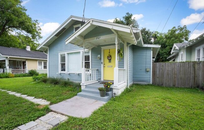 747 W ST
