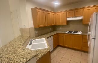 Stunning Top Floor View Condo at Park Avenue!