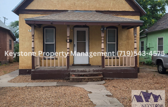 $500 Off Move In Special! 3 Bd/1 Bath House - Spacious Kitchen & Laundry Room $1000/$1000