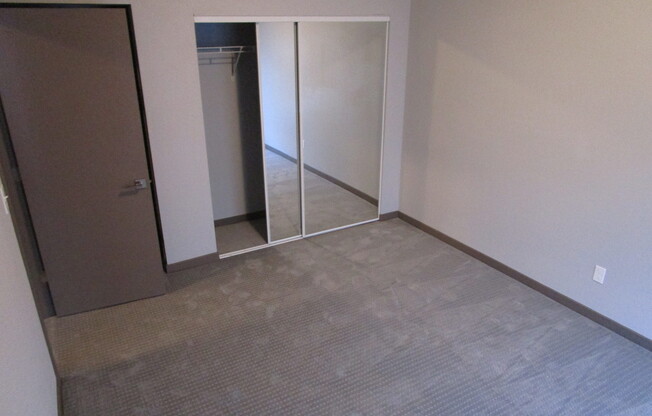 1 bed, 1 bath, 702 sqft, $1,245, Unit 204