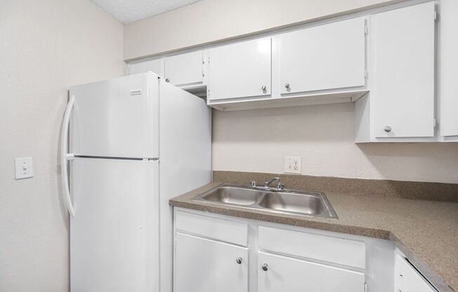 1 bed, 1 bath, 650 sqft, $1,325, Unit A302