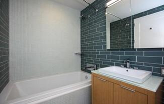 1 bed, 1 bath, 681 sqft, $6,200, Unit 22A