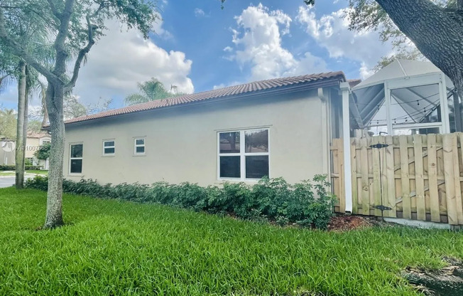 16144 EMERALD CV RD