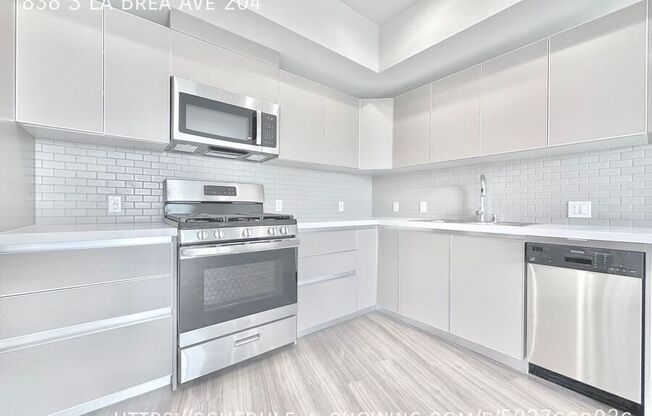 838 S BREA AVE 204