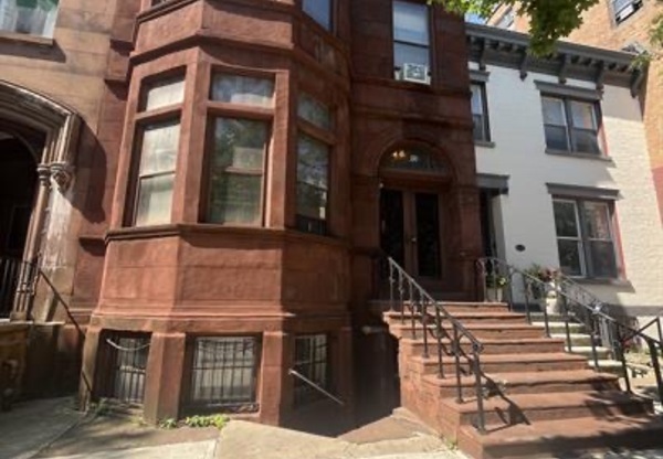 276 STATE ST