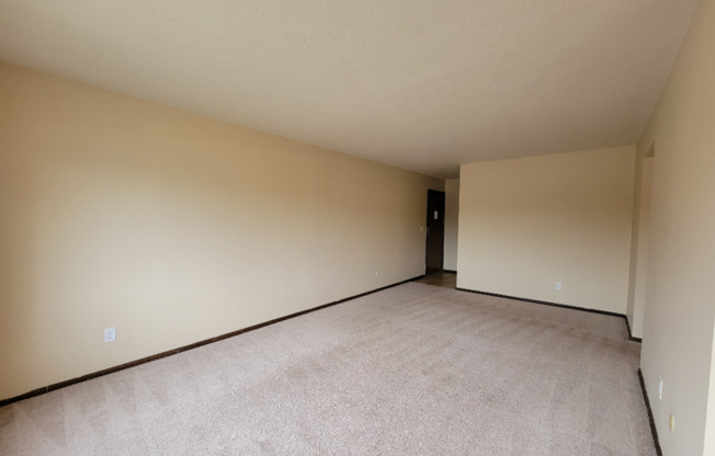 1 bed, 1 bath, 750 sqft, $895, Unit W 105