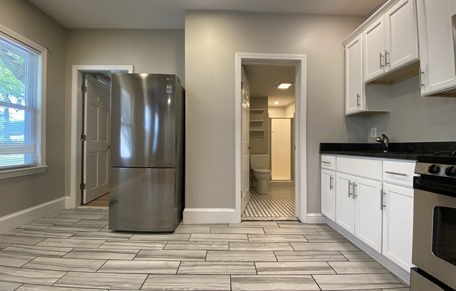 10 HOWELL CT
