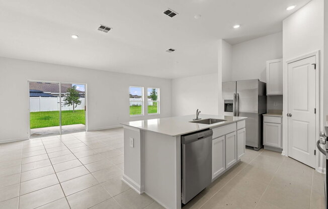 3 beds, 2 baths, 1,555 sqft, $2,350