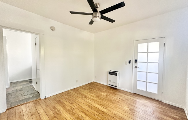 858 N LN FAYETTE PARK PL