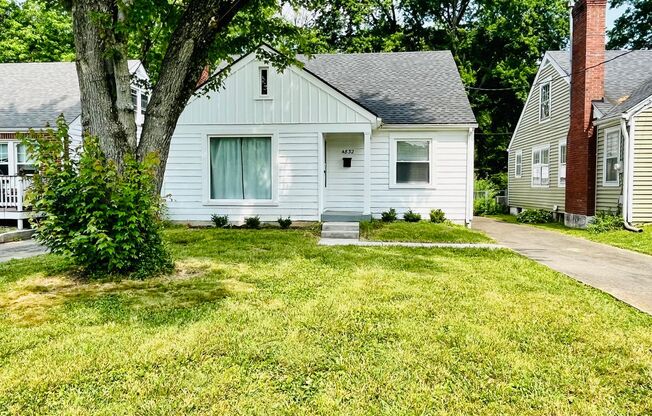 Three Bedroom Modern Farmhouse in Southern Heights!
