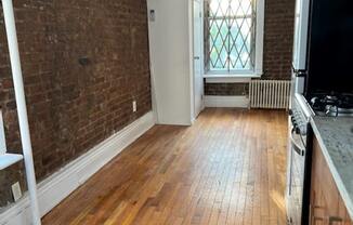 231 THOMPSON ST