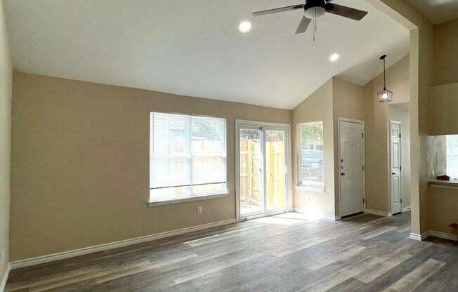 3830 CANDLESTONE DR