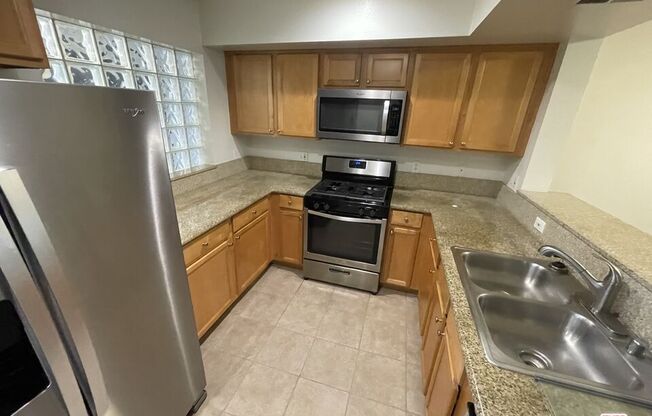 1 bed, 1 bath, 793 sqft, $2,400, Unit 308