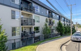 2bd/2bth Condo Located Near Northgate Station, $1,800/mo.