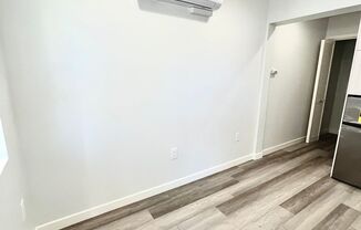 Studio, 1 bath, 275 sqft, $1,798, Unit Unit E