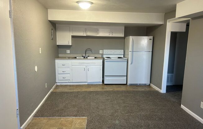 1 bed, 1 bath, 600 sqft, $775, Unit B08 1050 02