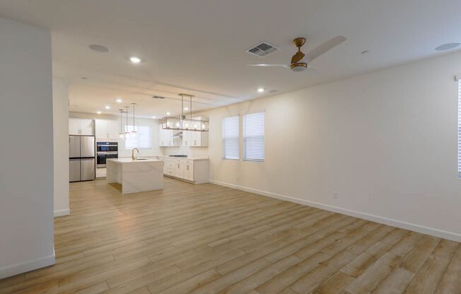 3 beds, 3.5 baths, $2,650