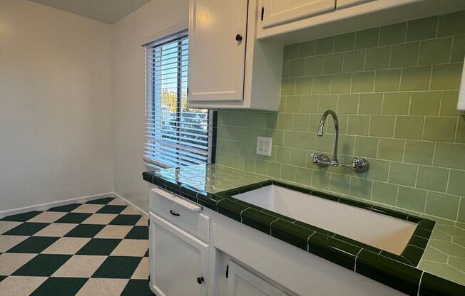 Studio, 1 bath, $1,450, Unit 1149-2