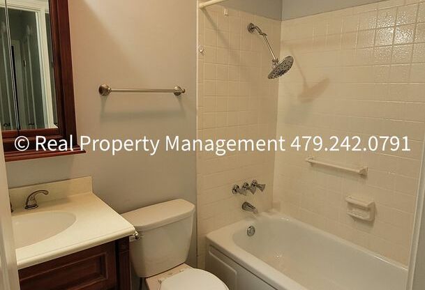 3 beds, 2 baths, $1,200