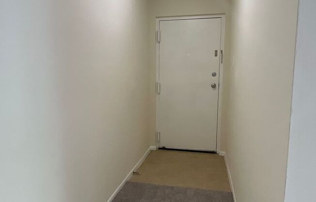 2 beds, 2 baths, 1,000 sqft, $1,925, Unit 14227 #203