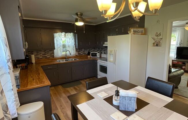 Cute country home in Lewisburg