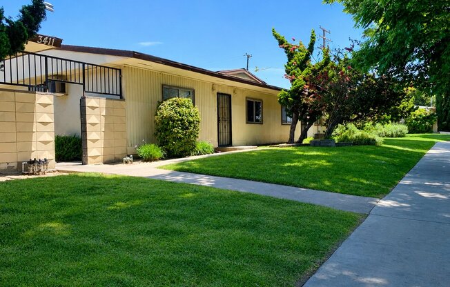 3411 W ORANGE AVE