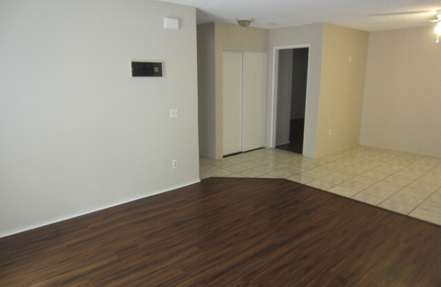 2 beds, 1 bath, $1,950