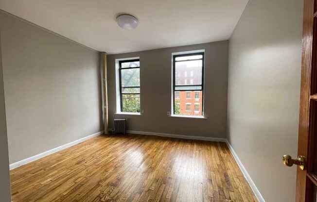 2 beds, 1 bath, $2,875, Unit 9