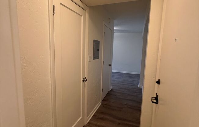 Studio, 1 bath, 374 sqft, $1,150, Unit 102