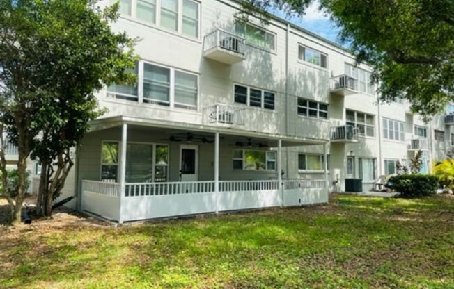 Fantastic 2br/2ba condo in On Top of The World, *55+* Gated Community in Clearwater!