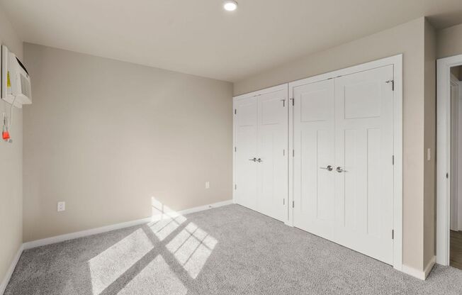 3 beds, 2 baths, 1,446 sqft, $2,099.99, Unit 184-07