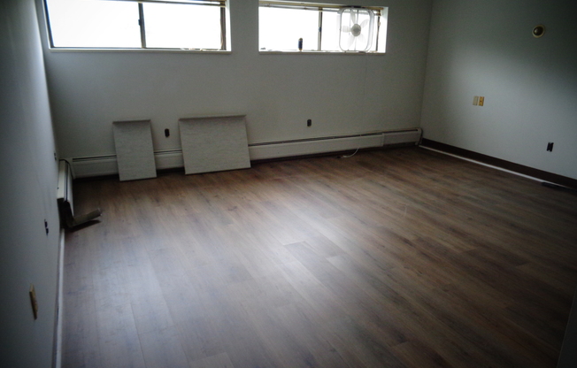 43 WHITE ST