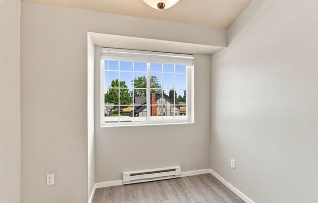 2 beds, 2 baths, 1,140 sqft, $1,495
