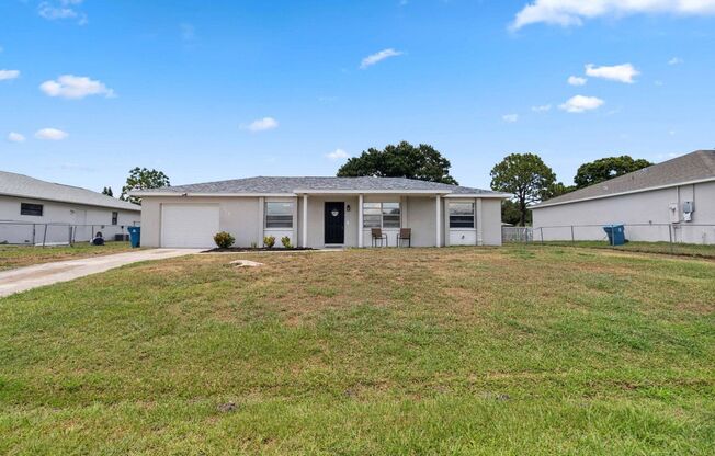 Cozy Palm Bay with Large Bonus Room