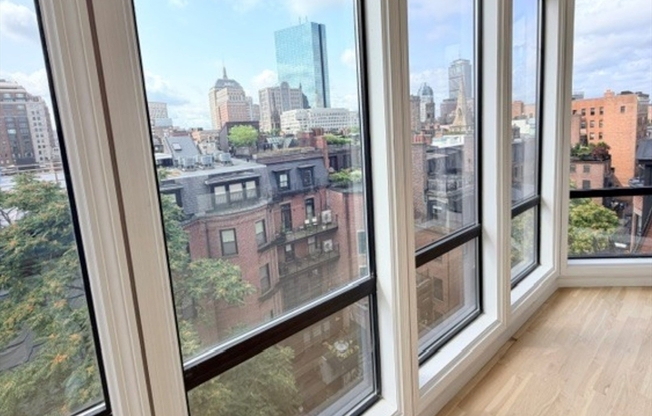 2 beds, 3 baths, $6,300, Unit PHR