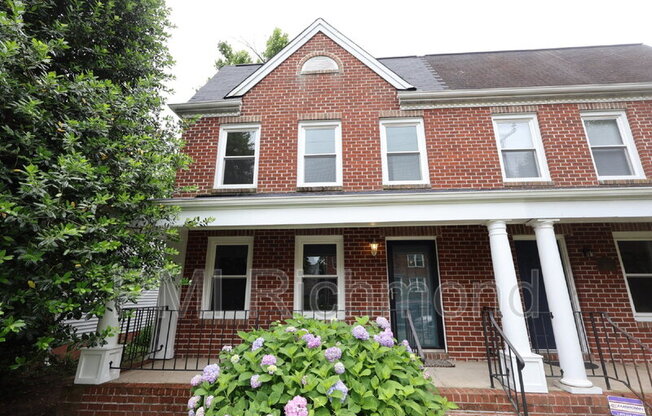 1423 LAKEVIEW AVE