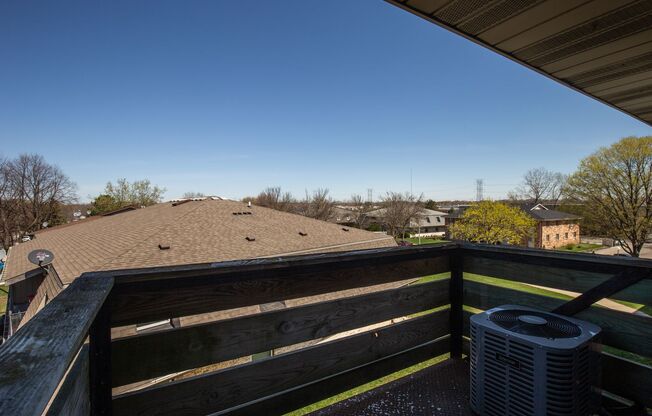 1751 S 115th Court
