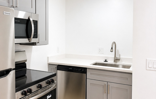 1 bed, 1 bath, 500 sqft, $1,195, Unit 03AS